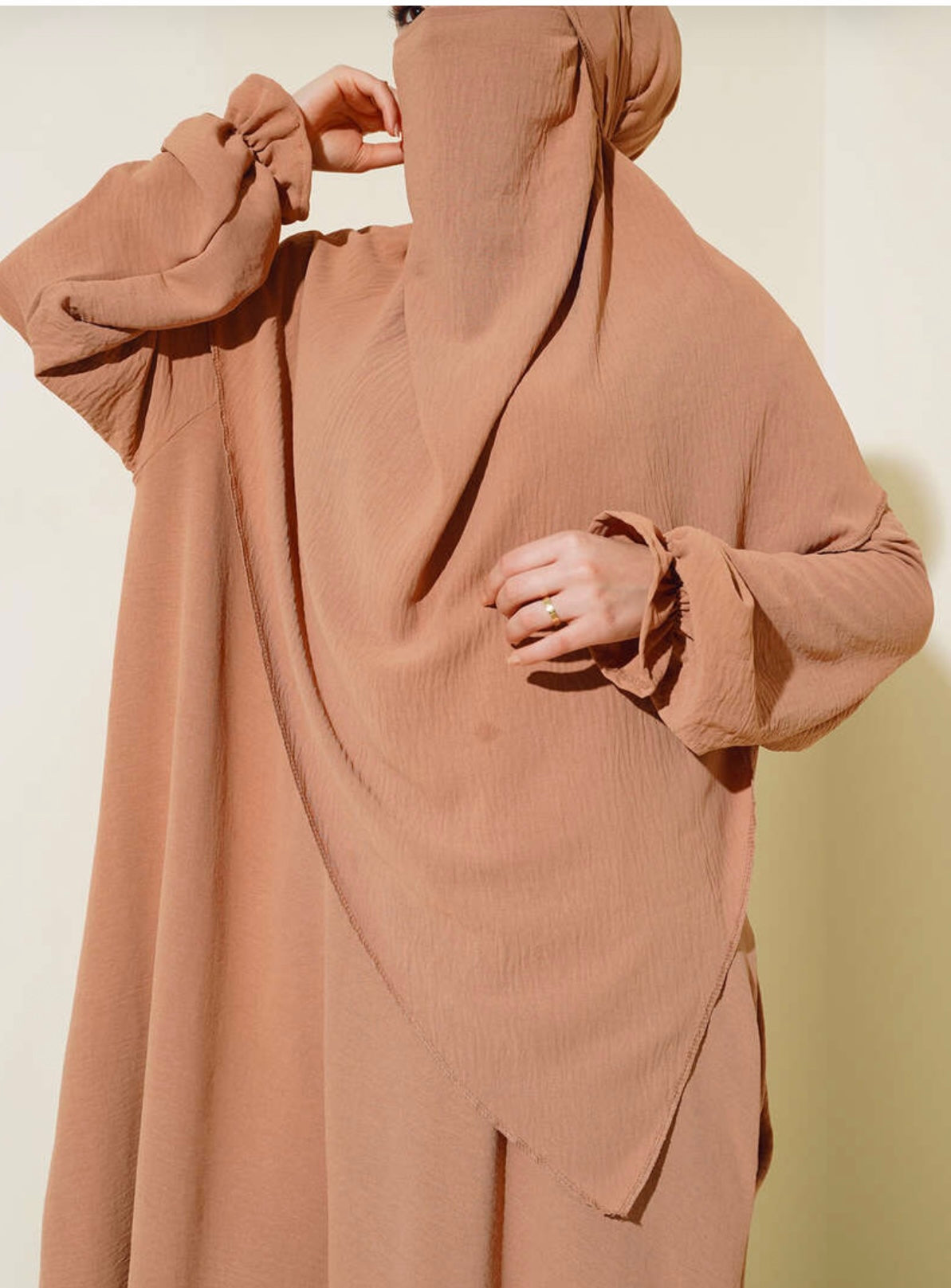 Abaya Nour